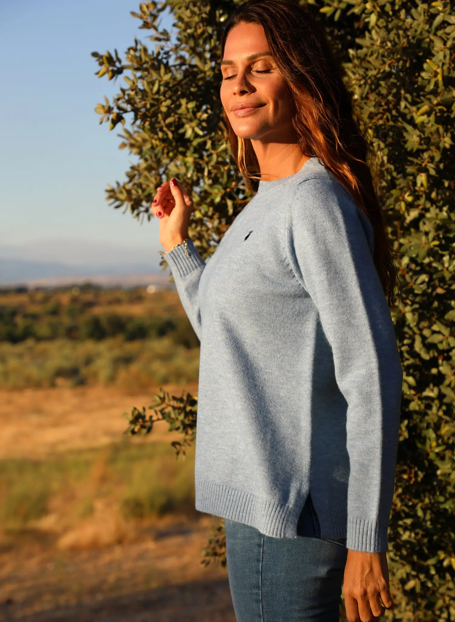 Jersey Celeste Cuello Caja Mujer - Imagen 5